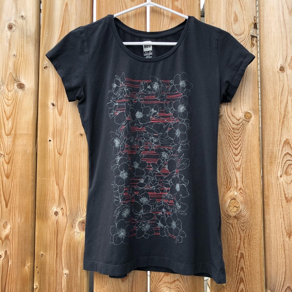 ☀️ 2/$20 MEC T-Shirt